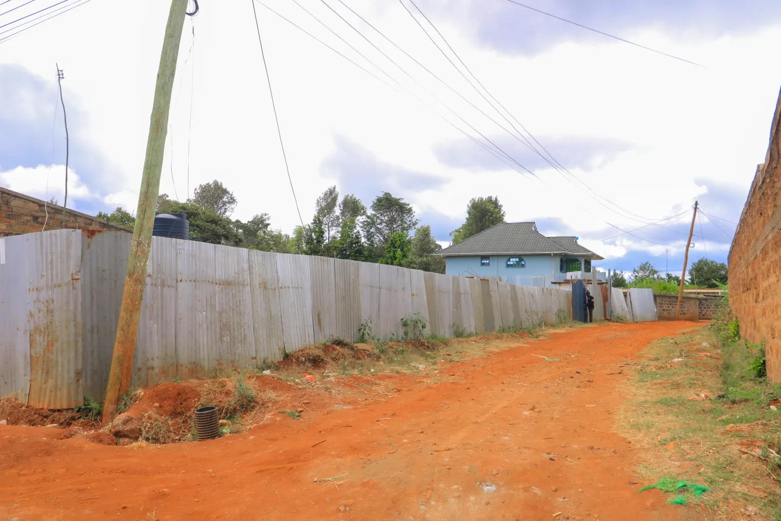 Acacia Close photo 3