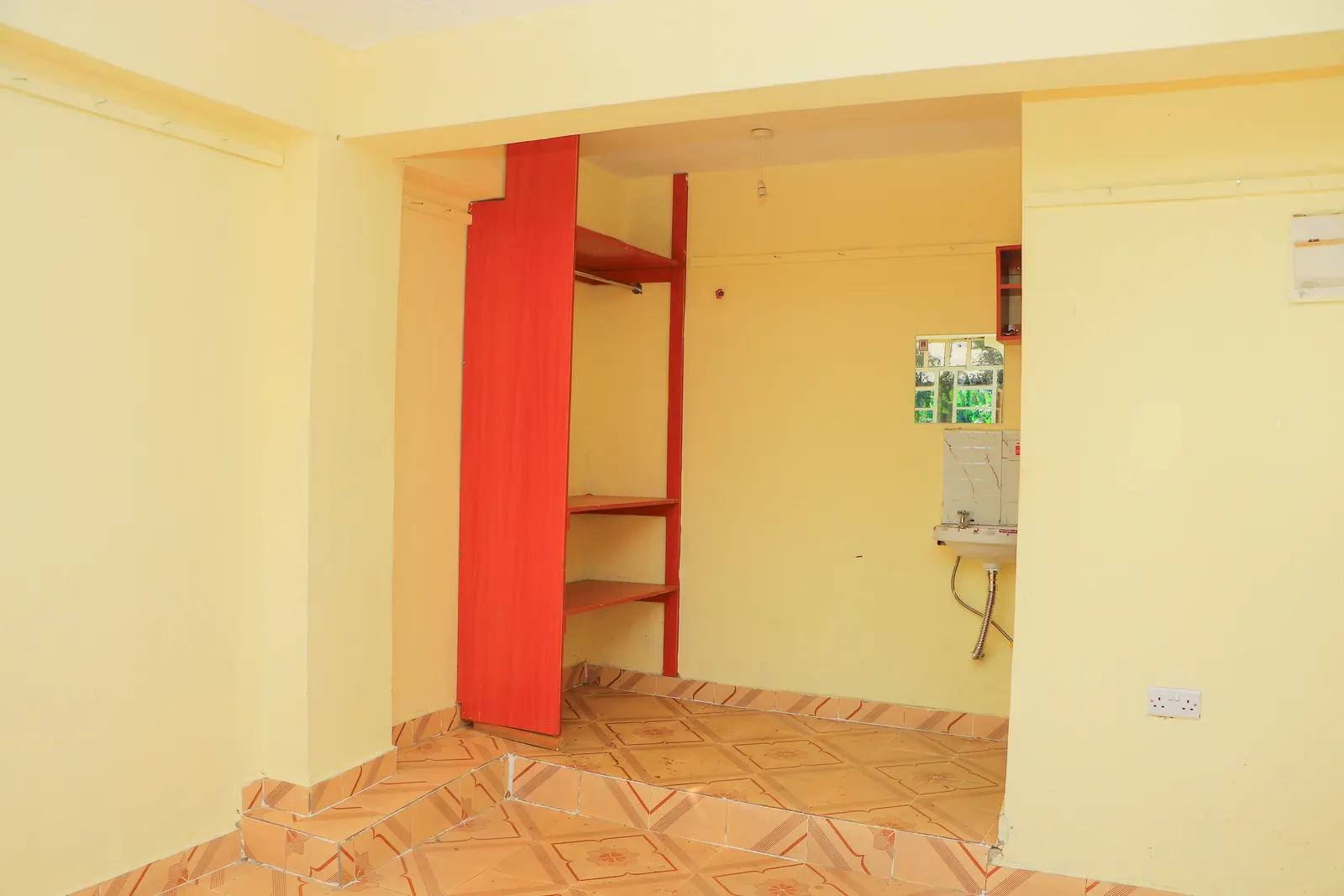 Summit Towers photo 6