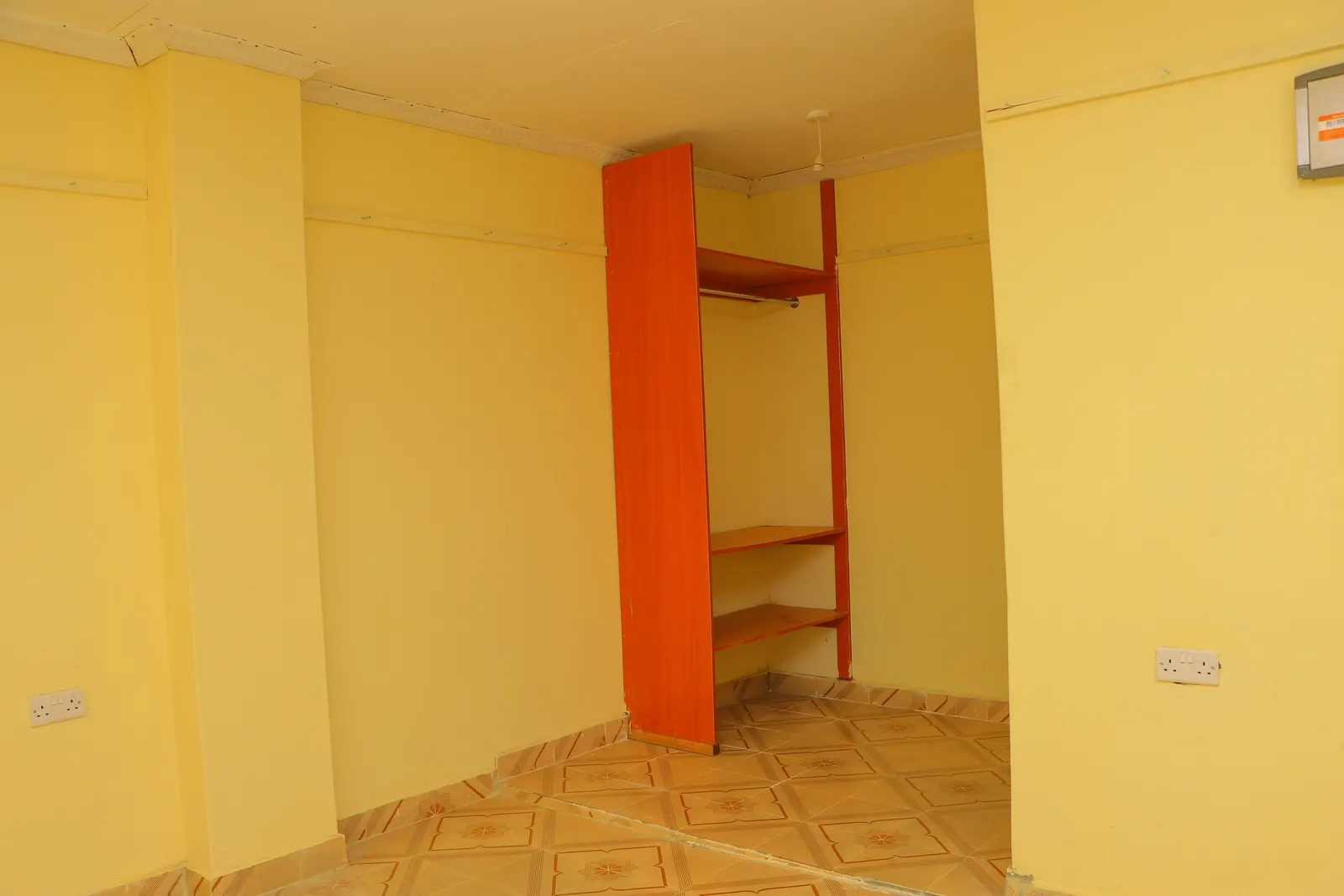 Summit Towers photo 34