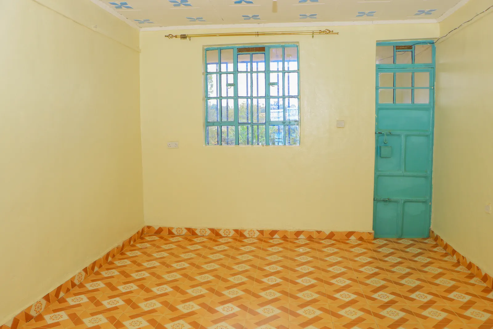 Kamara Heights photo 29